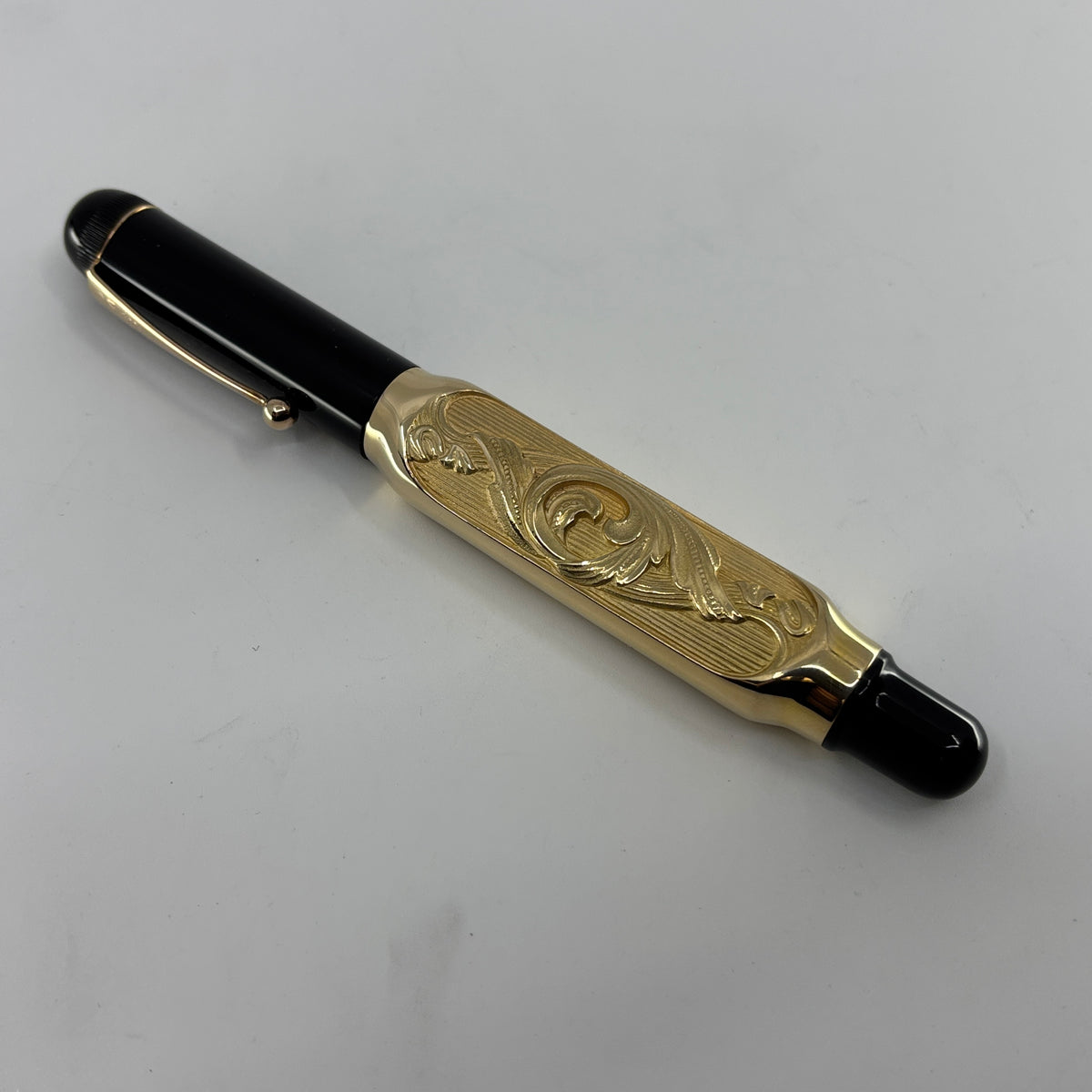 Omas " The Doctor Pen " Solid Gold 18K750 Fountain Pen - The grail for any Omas Collector !