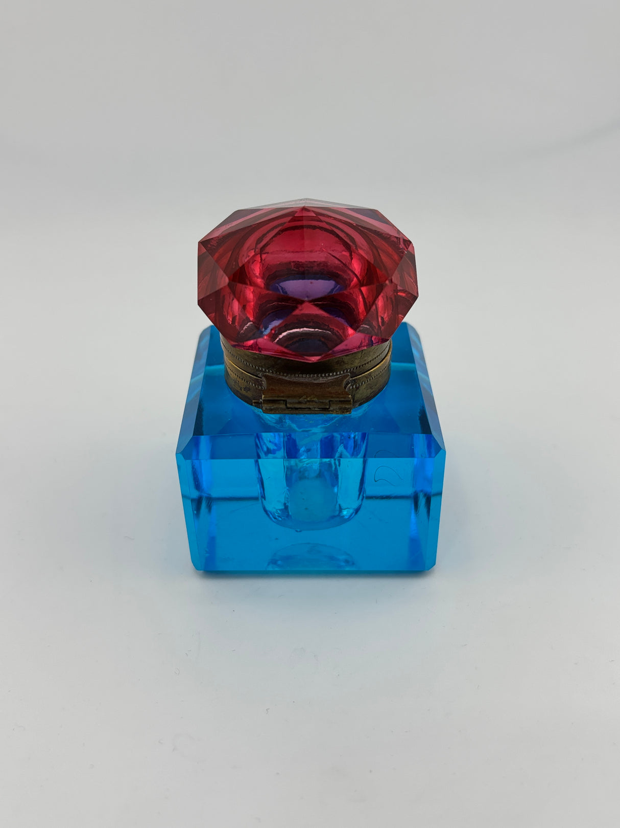 Inkwell Vintage circa 1930 excellent condition - Electric Blue Crystal red top