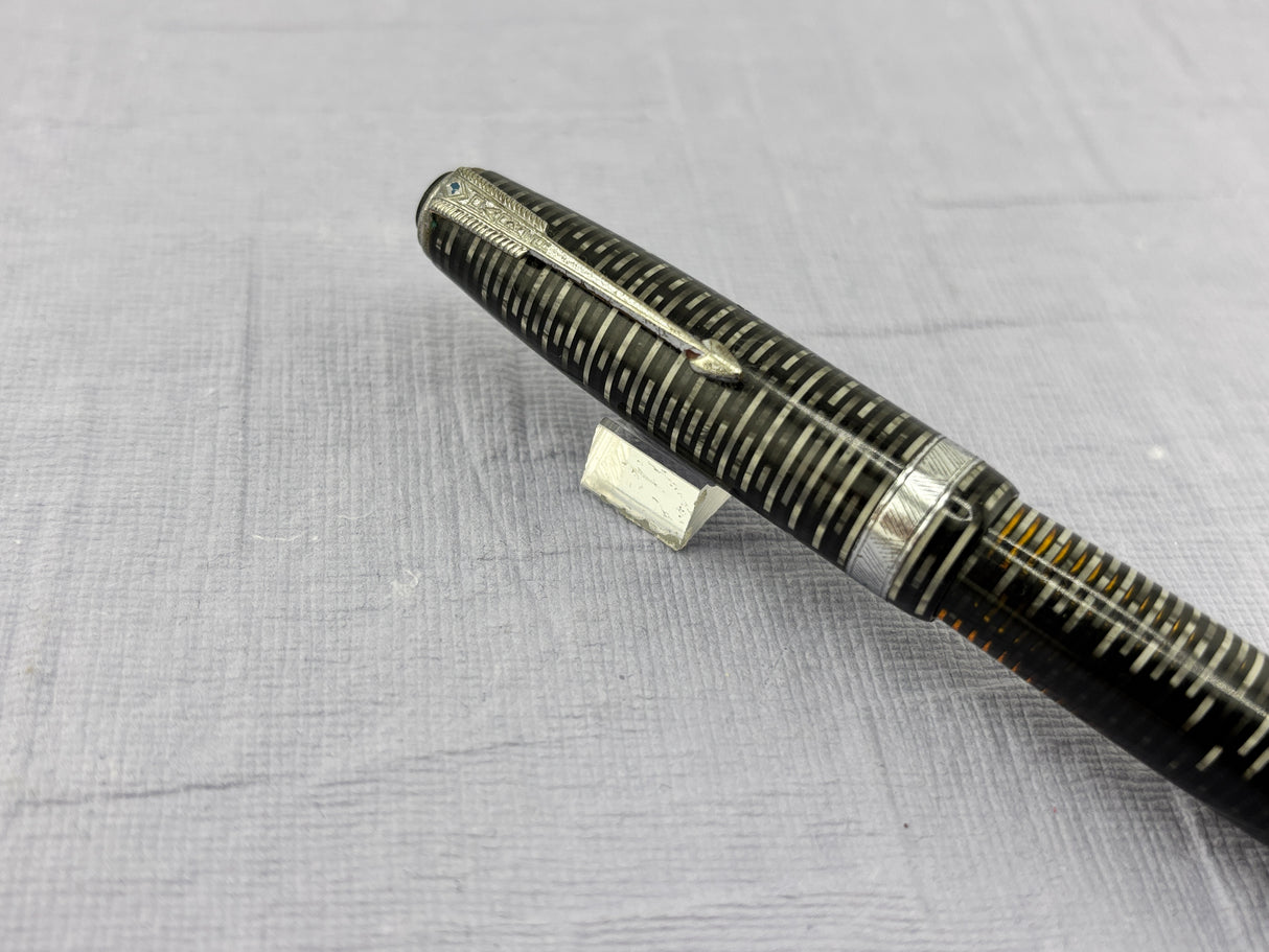 Parker Vacumatic regular size Grey Silver trim