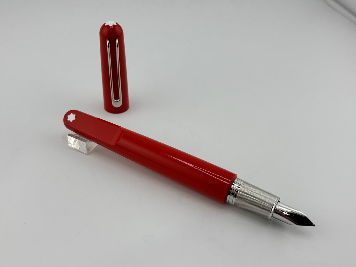Montblanc Marc Newsom M ULTRA RED Special Edition Fountain Pen - Medium 14kt Gold Nib
