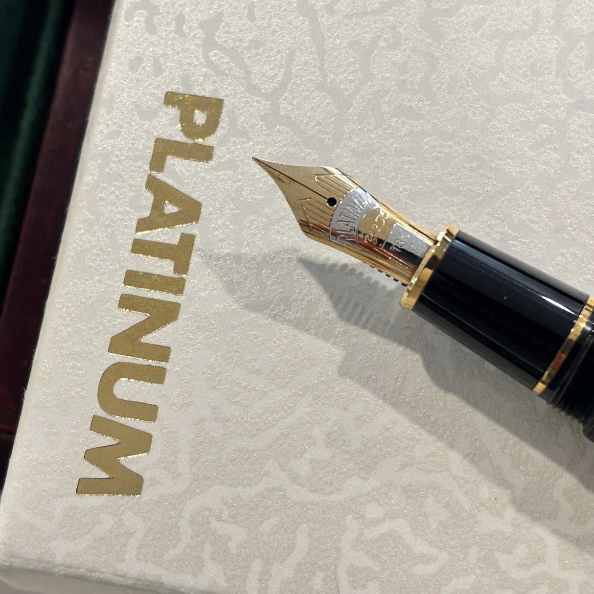 Platinum AD2000 Y2K Black Commemorative Limited Edition Fountain Pen - Fine 18kt Gold Nib
