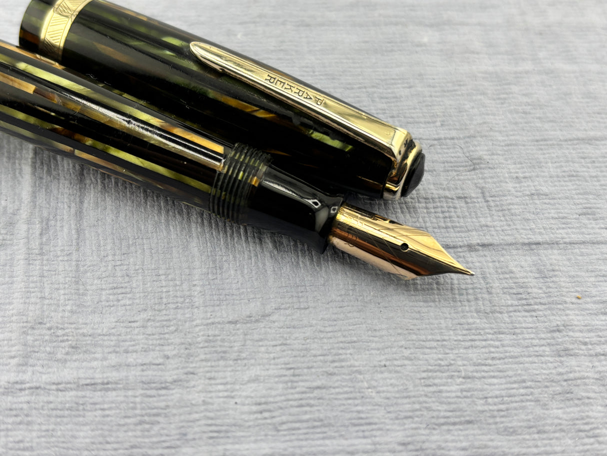 Parker (1944) Striped Green/Amber Duofold - Fountain Pen