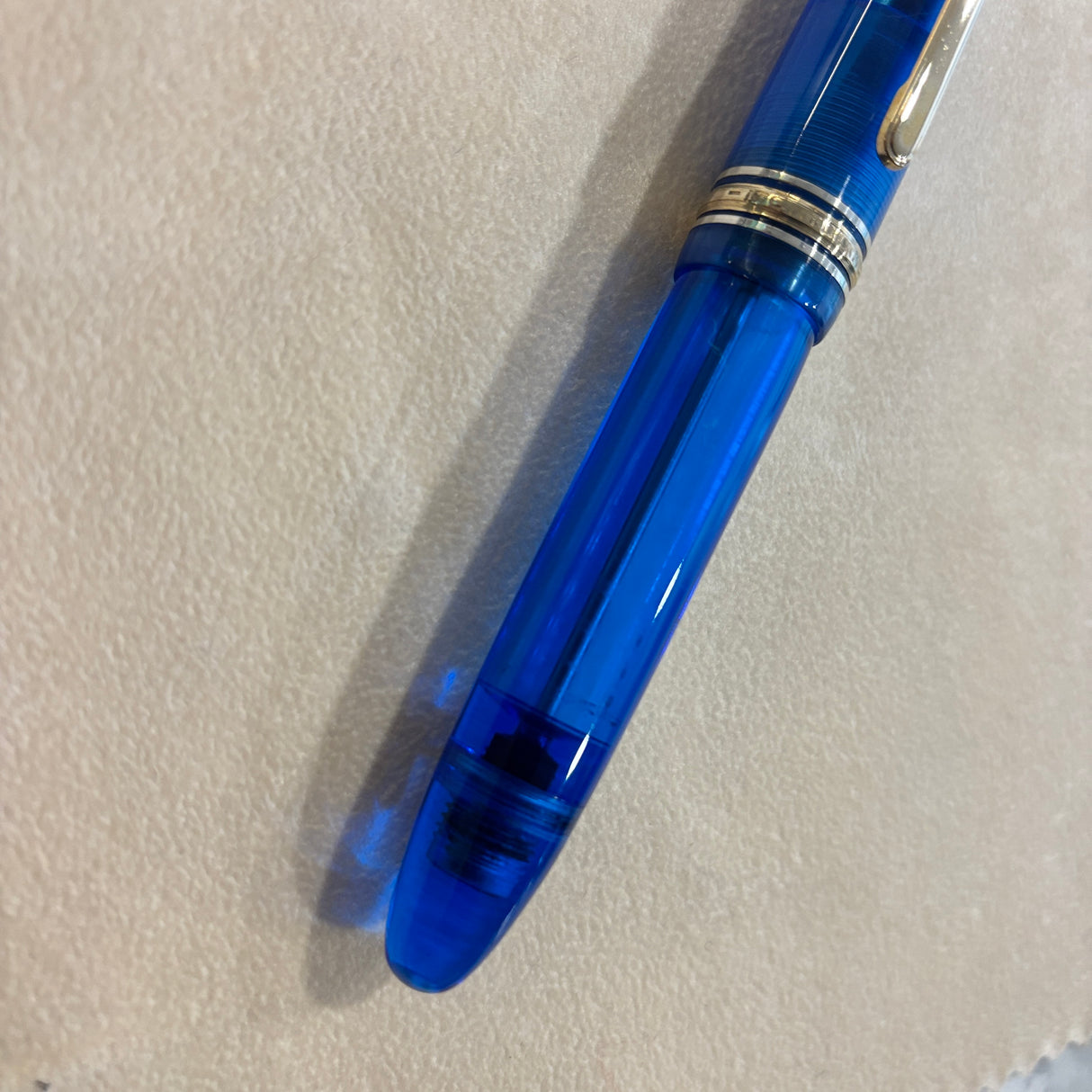 Montblanc 149 Meisterstuck Style Customized by Brad Torelli as a Blue Demonstrator - Vacuum filler - A true piece of art !!