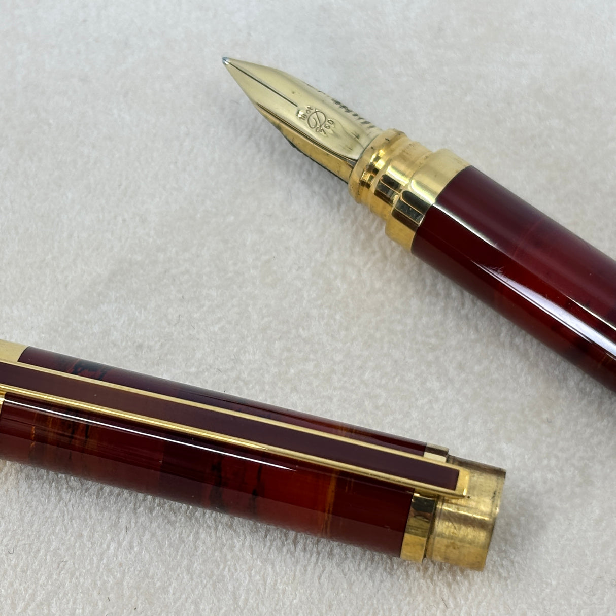ST Dupont Classic Fountain Pen - Red Strata Gold trim circa 1980