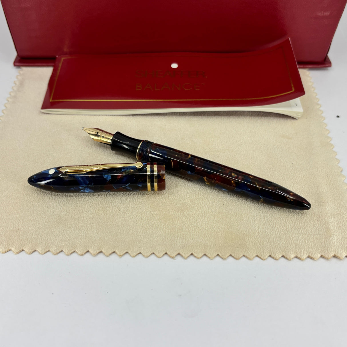 Sheaffer Balance II Aspen Marbled Blue Special Edition circa 2000 - Broad 14kt Gold Nib