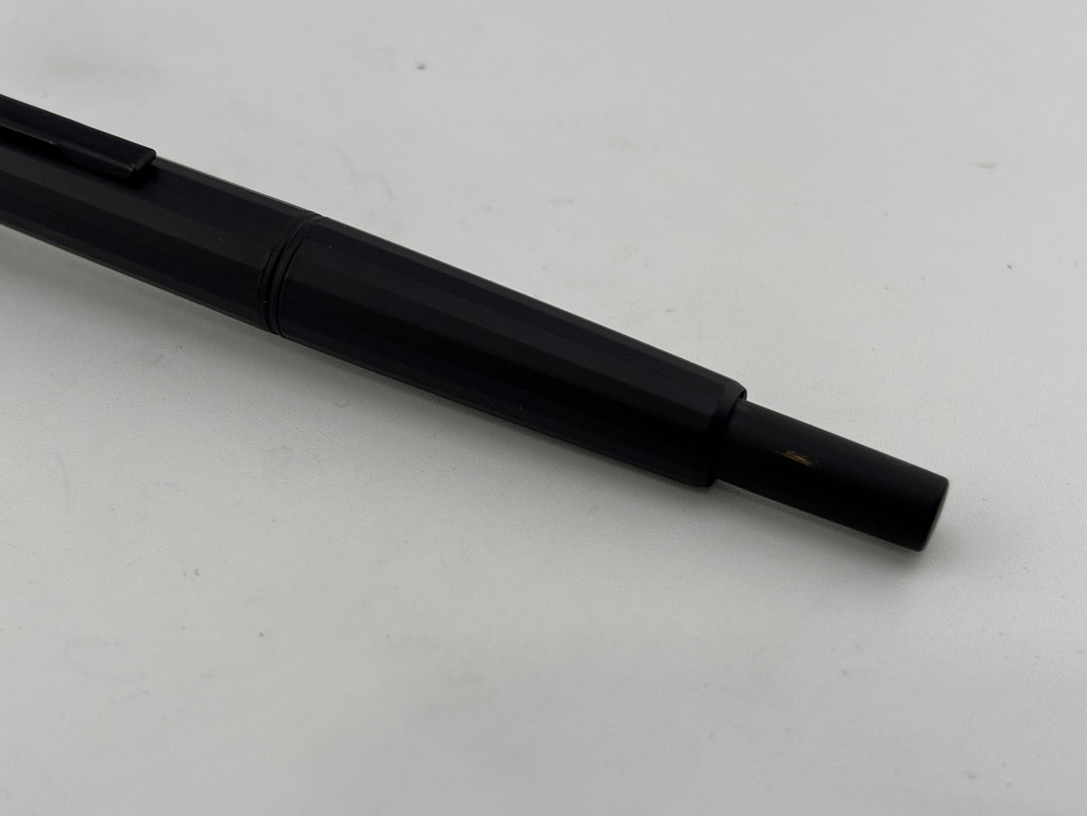 Pilot Namiki Black Matte Vanishing Point Fountain Pen - 1990s Style Multi-Facetted Body - Medium 14kt Gold Nib