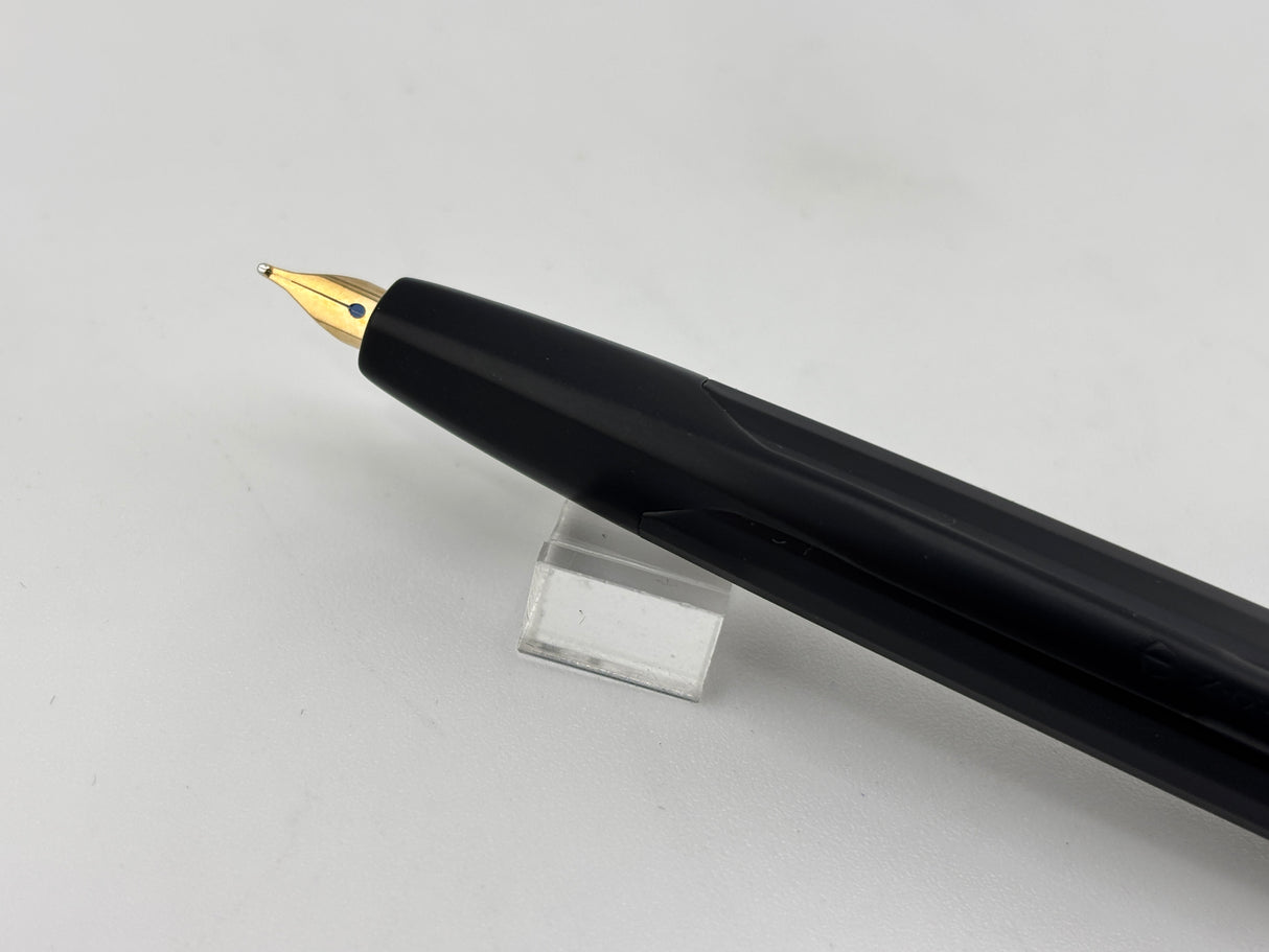 Pilot Namiki Black Matte Vanishing Point Fountain Pen - 1990s Style Multi-Facetted Body - Medium 14kt Gold Nib