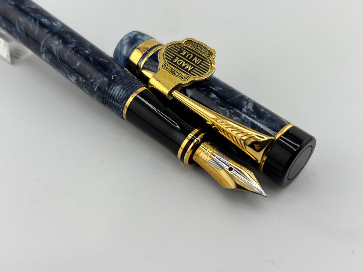 Parker International Duofold Blue Marble Fountain Pen - Fine 18kt Gold Nib