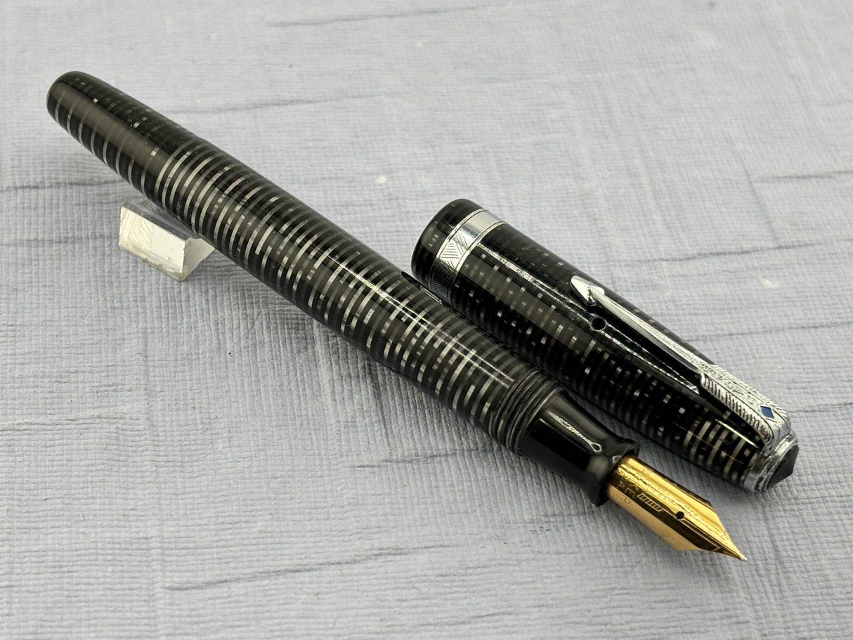 Parker Vacumatic Standard Grey Silver trim Blue Arrow Diamond clip - Fountain Pen