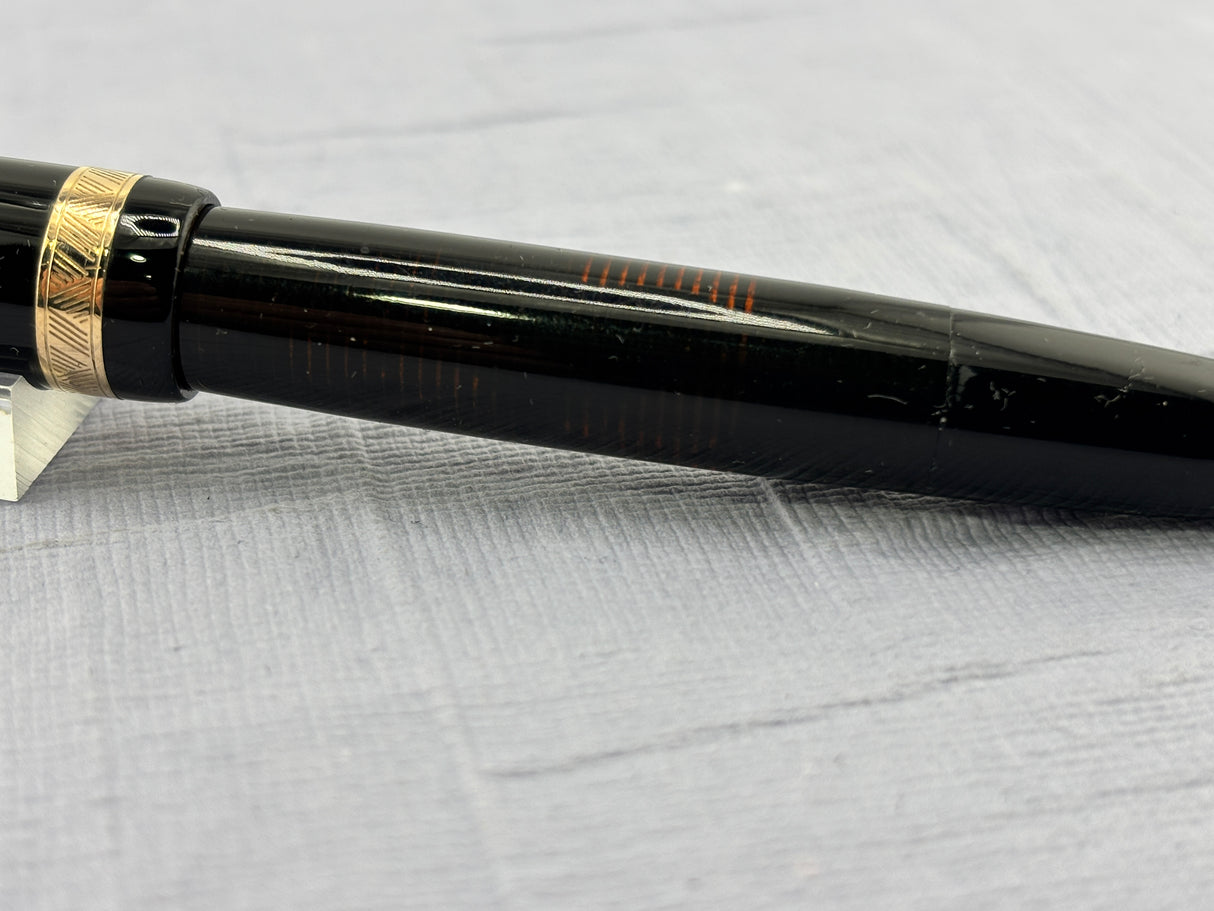 Parker Vacumatic Standard Black Cap striped transparent Laminated Barrel Diamond clip - Fountain Pen