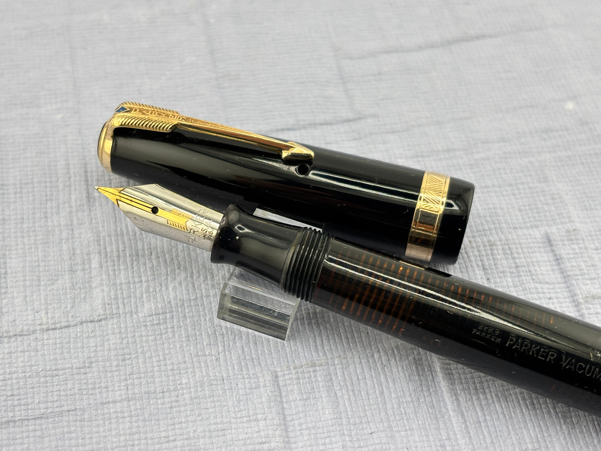 Parker Vacumatic Standard Black Cap striped transparent Laminated Barrel Diamond clip - Fountain Pen