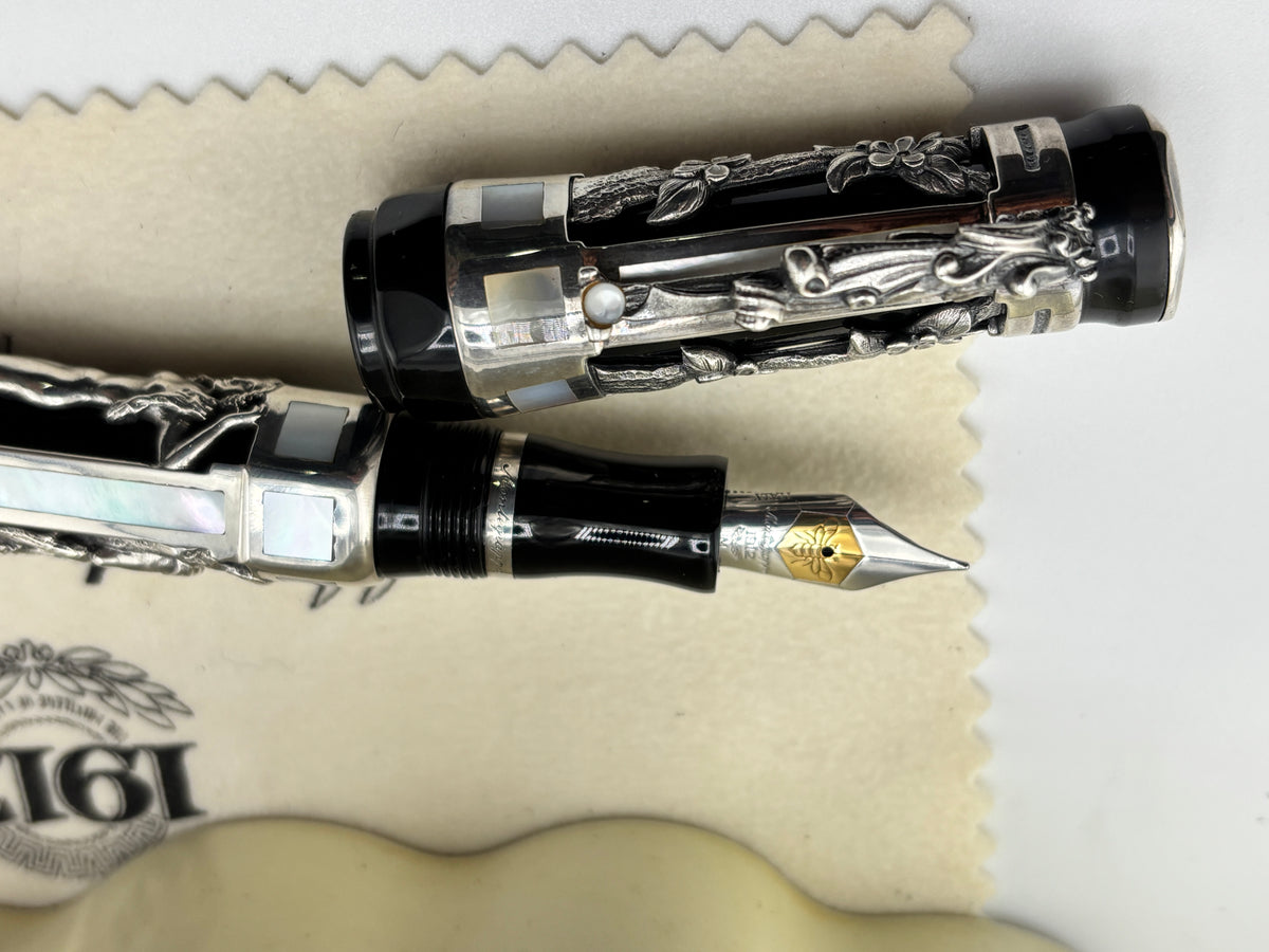 Montegrappa Aphrodite Limited Edition Fountain Pen (1997) - A Masterpiece! - Medium 18kt Gold Nib