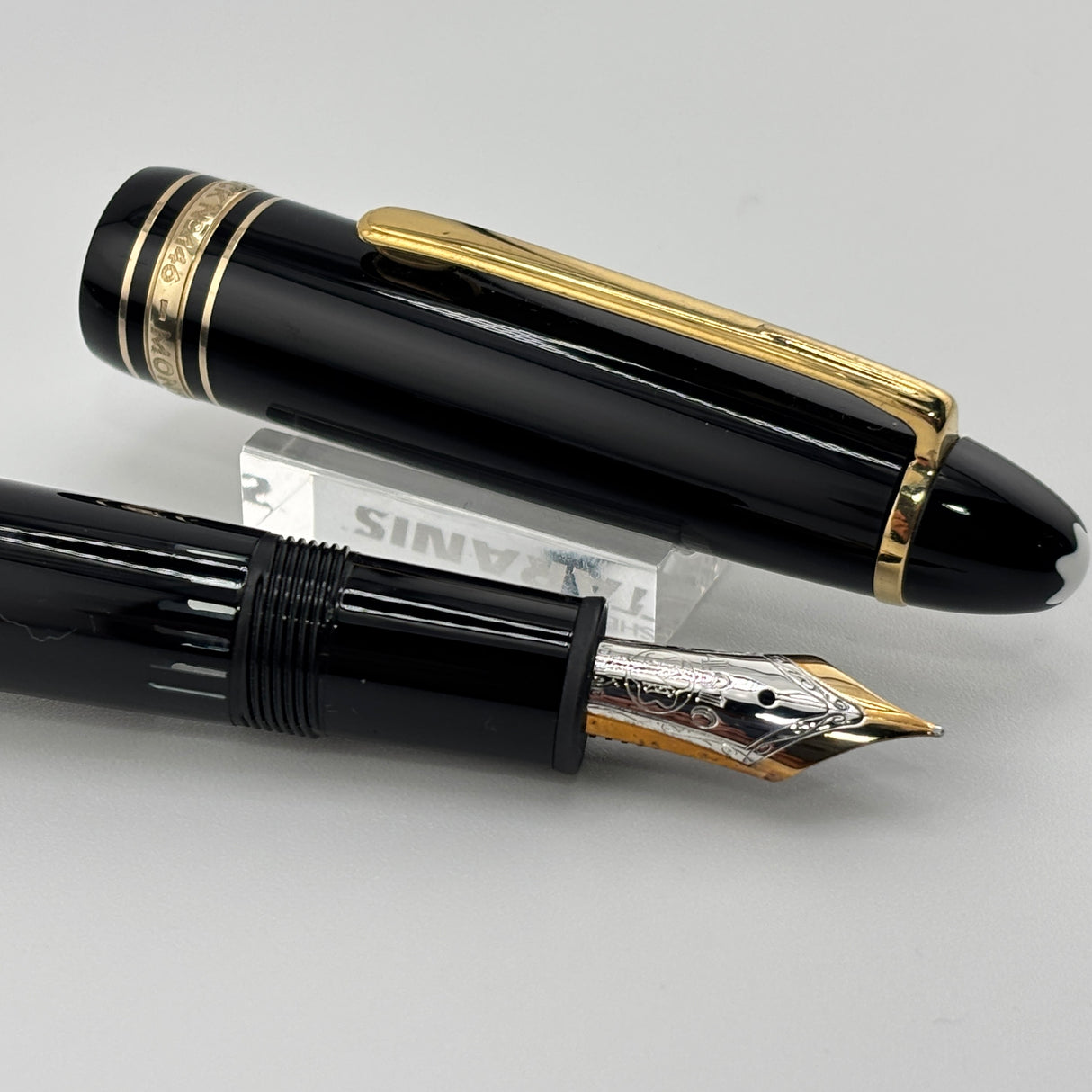 Montblanc Black Resin Meisterstuck #146 LeGrand Fountain Pen - Fine 14kt Gold Nib