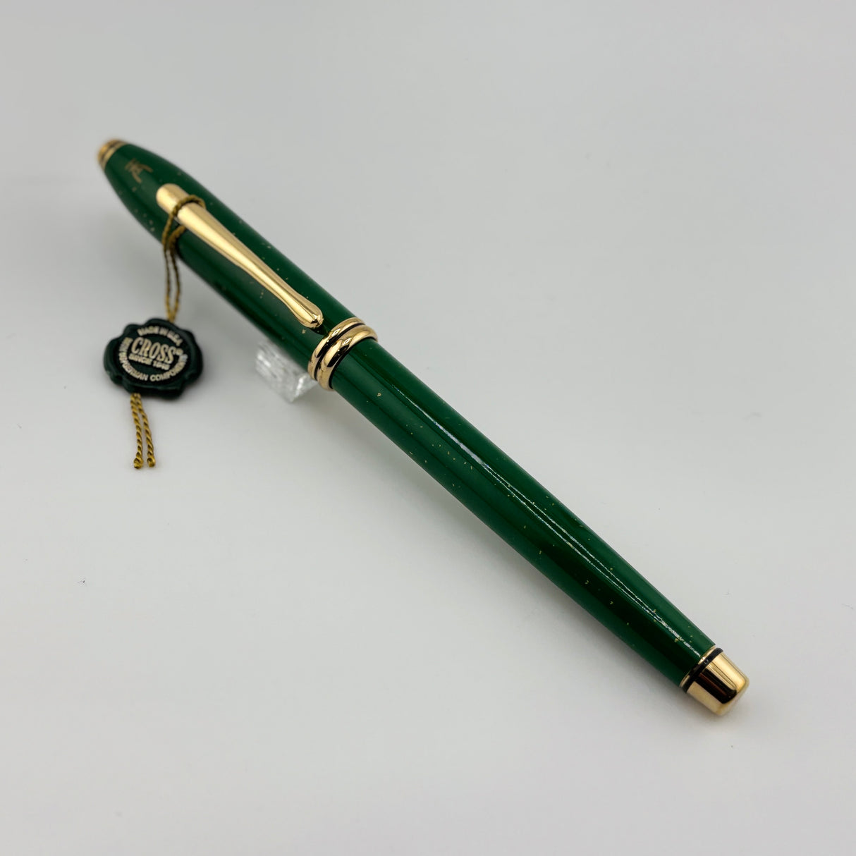 Cross Townsend Green Jade Special Edition Fountain Pen - Made in USA - Medium 18kt Gold Nib