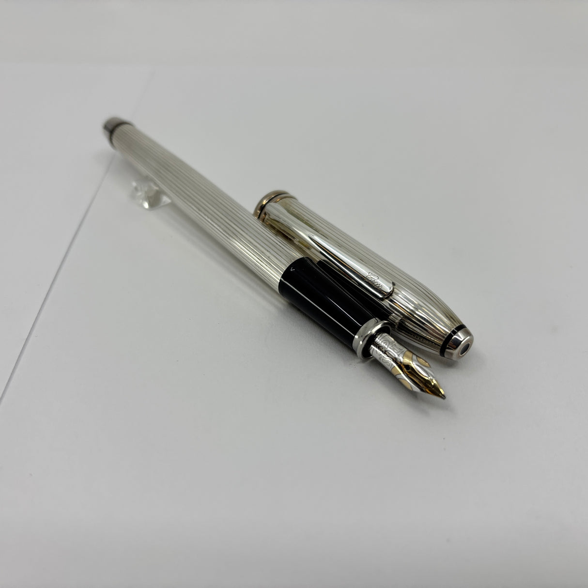 Cross Townsend Sterling Silver Fountain Pen - Made in USA - Broad 18kt Gold Nib