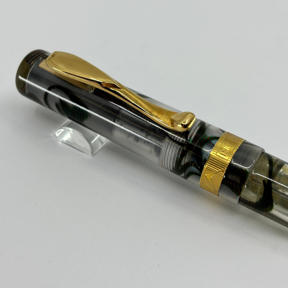 Visconti Voyager 18KT Demonstrator Limited Edition Fountain Pen - Clip & Cap Band are 18kt Gold + Fine 18kt Gold Nib!!!