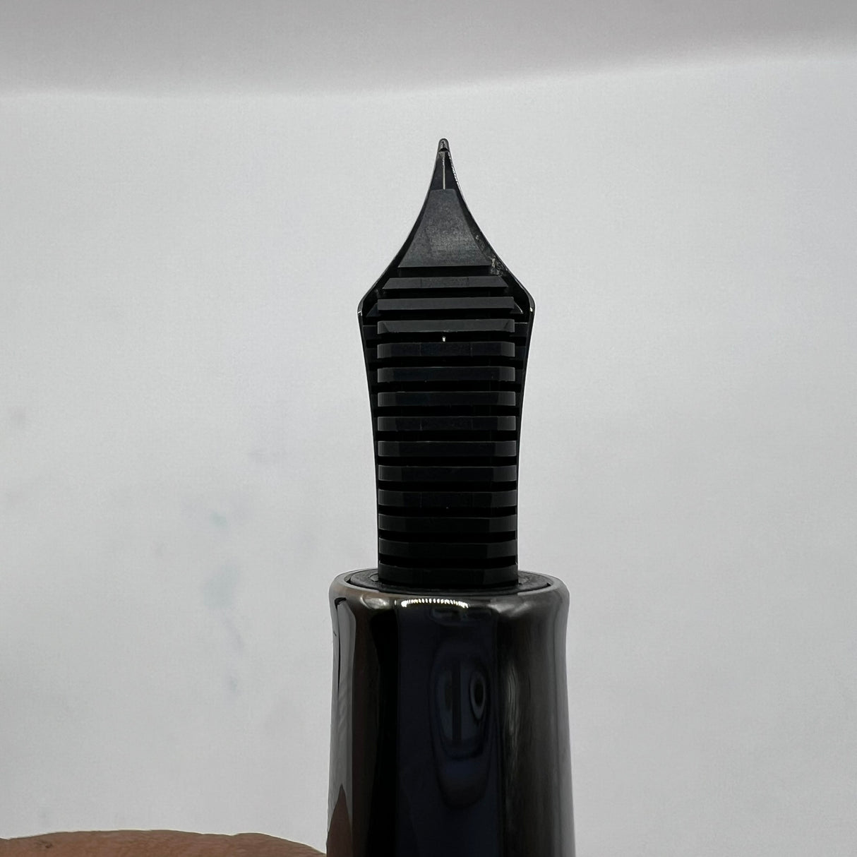 Sailor Cylint Black Stainless Steel Fountain Pen - Fine 21kt Gold Nib