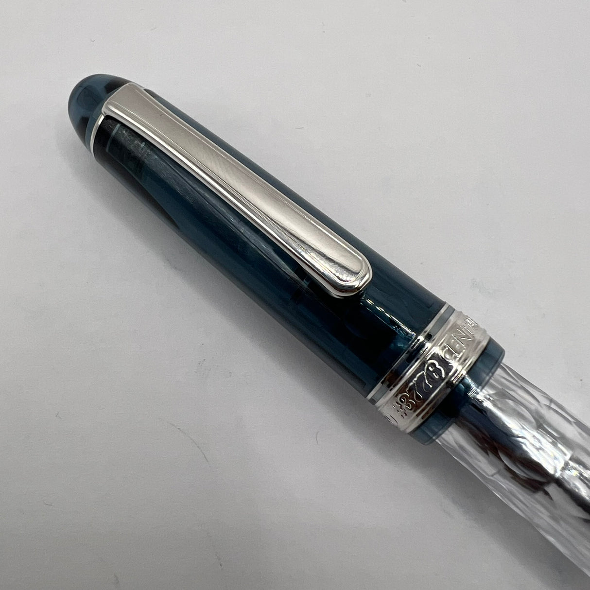 Platinum #3776 Century Fuji Unkei Fountain Pen - Kinu-Gumo (Limited Edition) - Extra Fine 14kt Gold Nib