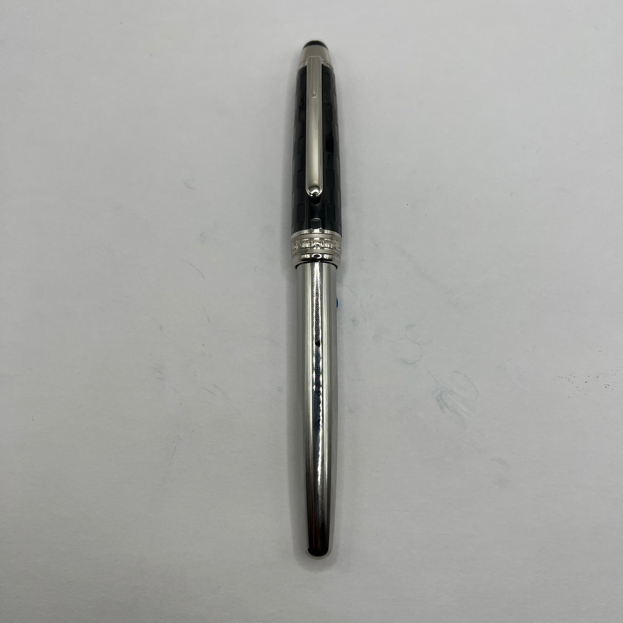 Montblanc Solitaire Ceramic Black Prisma Classique #145 Fountain Pen - Fine 14kt Gold Nib