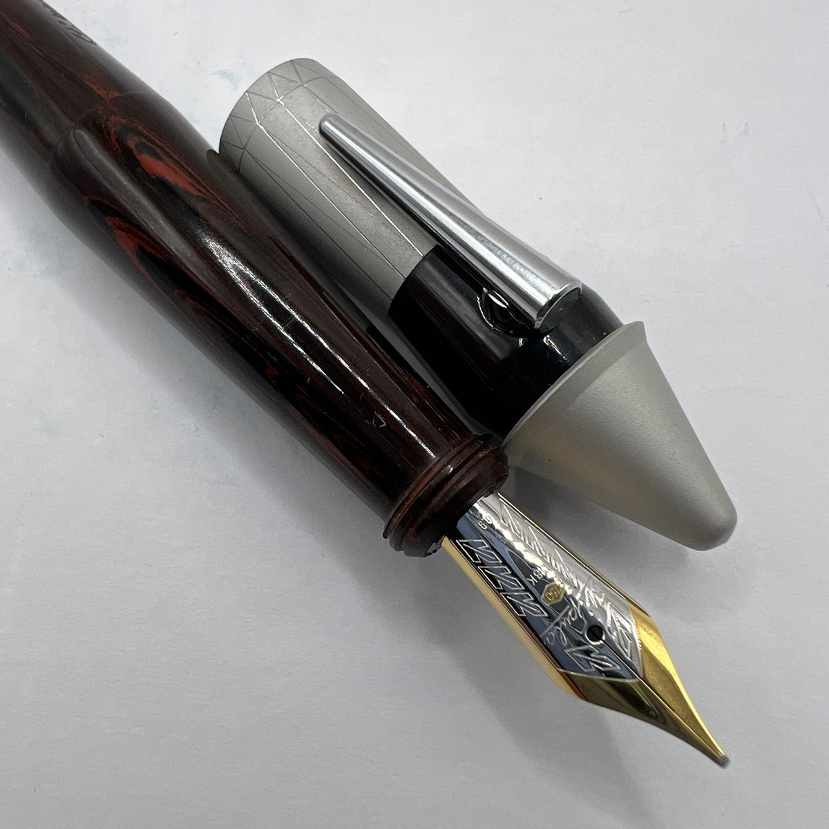 Stipula Pinocchio Limited Edition Woodgrain Ebonite Fountain Pen - STUB 0.9mm 18kt Gold Nib