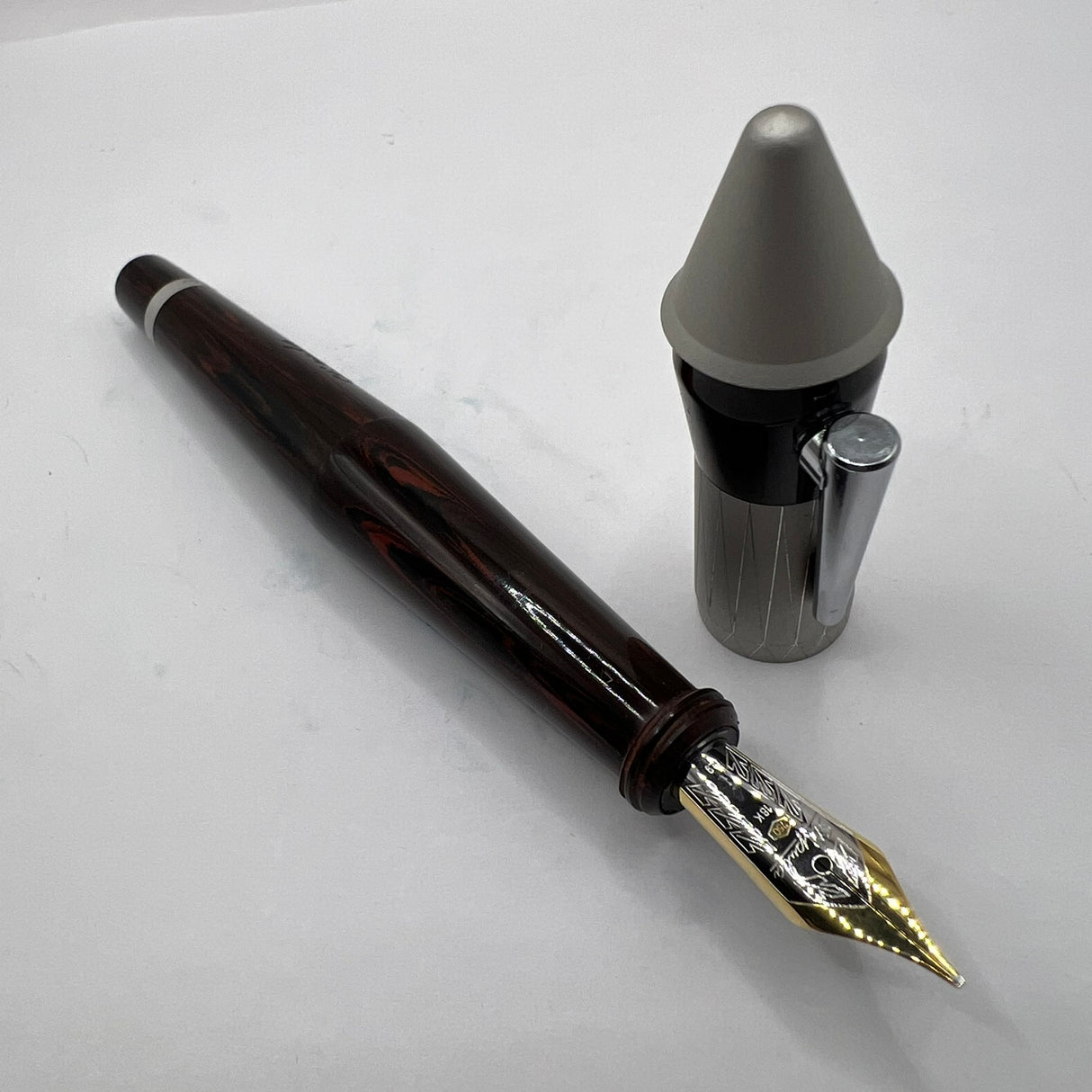 Stipula Pinocchio Limited Edition Woodgrain Ebonite Fountain Pen - STUB 0.9mm 18kt Gold Nib