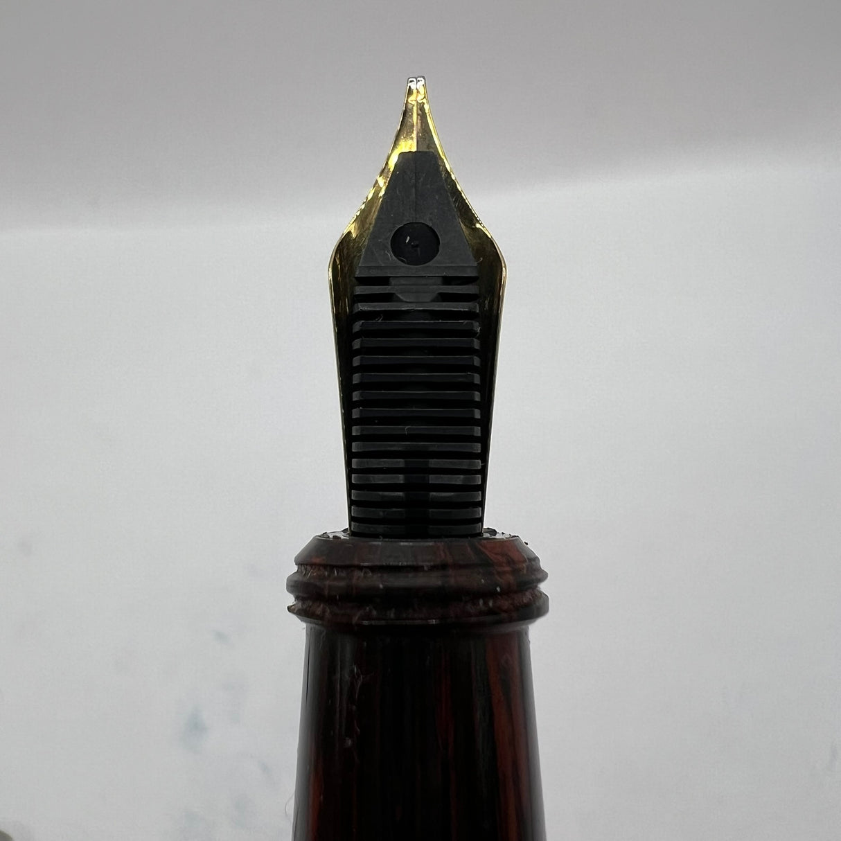Stipula Pinocchio Limited Edition Woodgrain Ebonite Fountain Pen - STUB 0.9mm 18kt Gold Nib