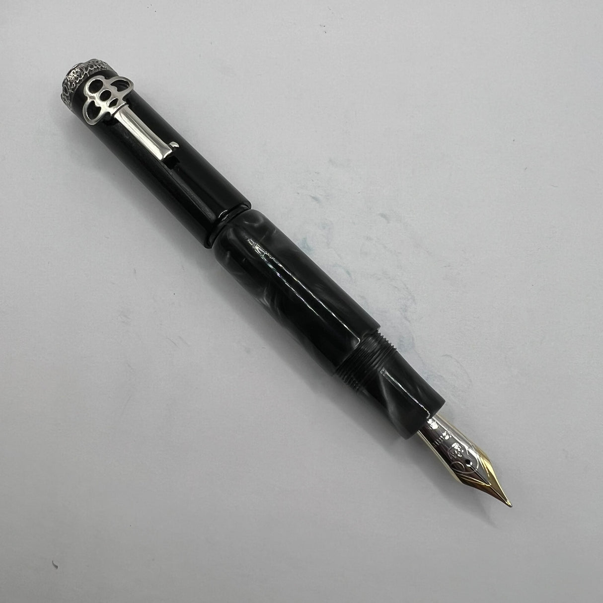Krone Harry Houdini Limited Edition Fountain Pen - Medium 18kt Gold Nib - With Authenticated Original Key Used by Houdini!