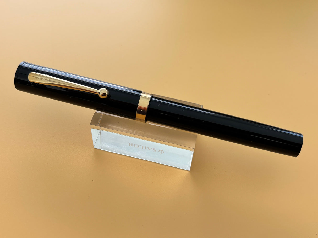 Sheaffer " Le Black Pen " circa 1990 New condition and boxed - Fountain Pen