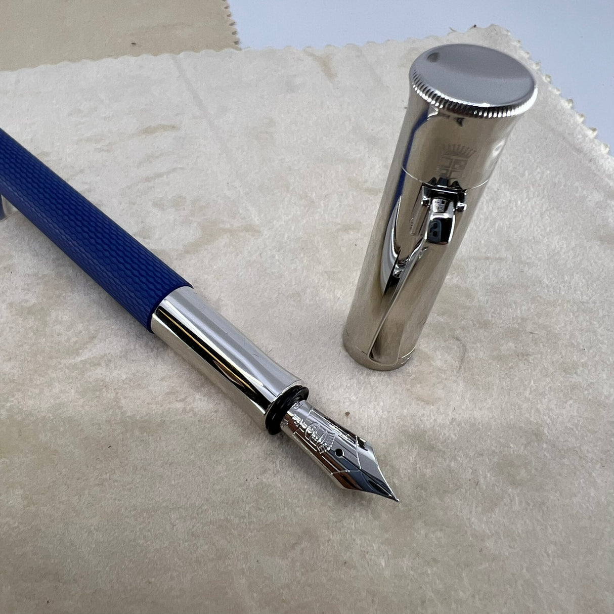 Graf Von Faber Castell Blue Resin Guilloche Fountain Pen - Fine 18 Kt Gold Nib