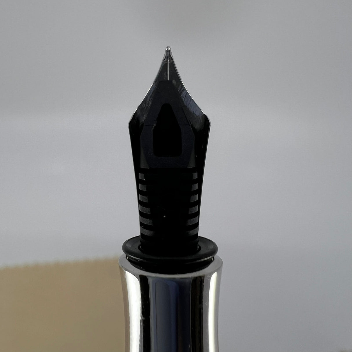 Graf Von Faber Castell Blue Resin Guilloche Fountain Pen - Fine 18 Kt Gold Nib