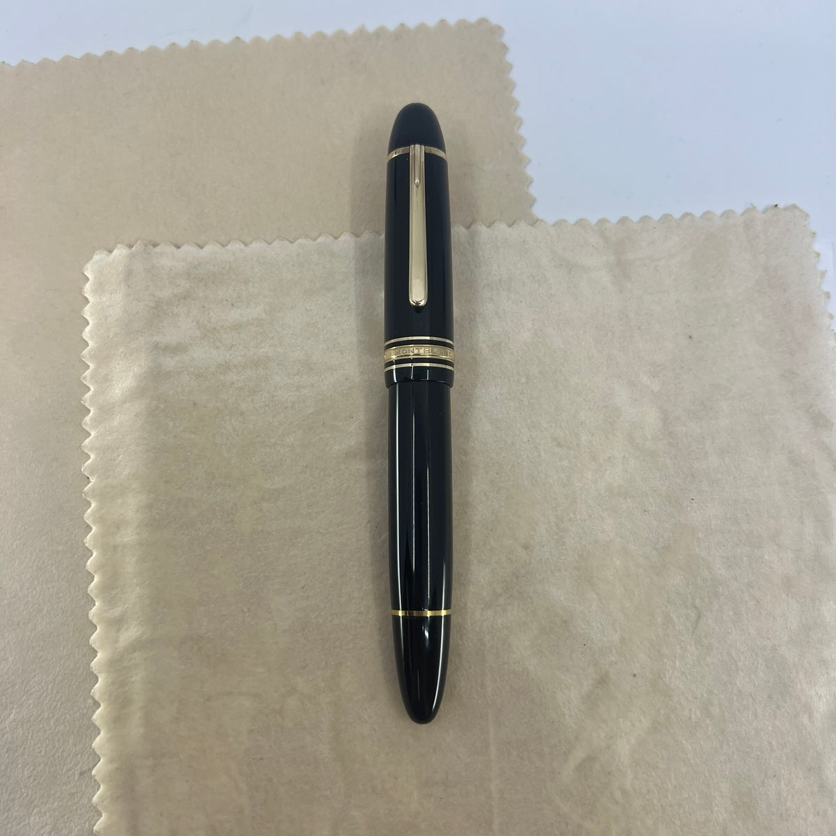 Montblanc Meisterstuck #146 LeGrand Black Fountain Pen - Very Flexible Fine 14kt Gold Nib