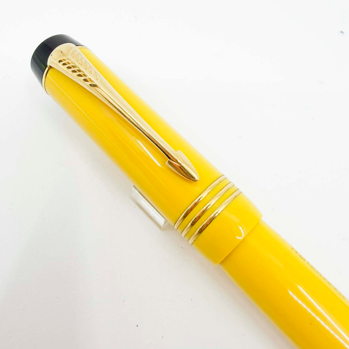 Parker Duofold Centennial Mandarin Yellow Limited Edition Fountain Pen - Medium 18kt Gold Nib