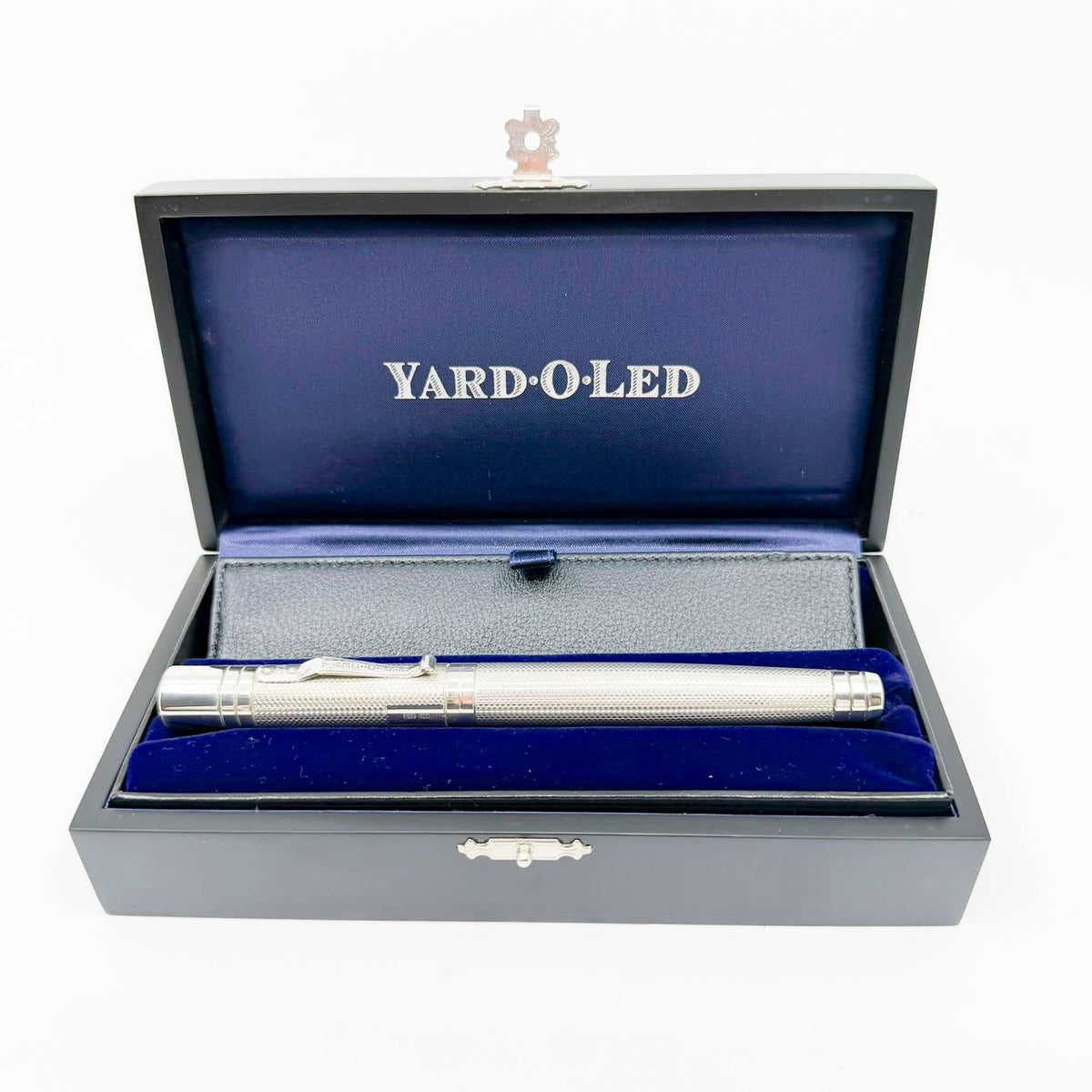 Yard-o-Led Sterling Silver Viceroy Grand Barley Fountain Pen - Broad 18kt Gold Nib