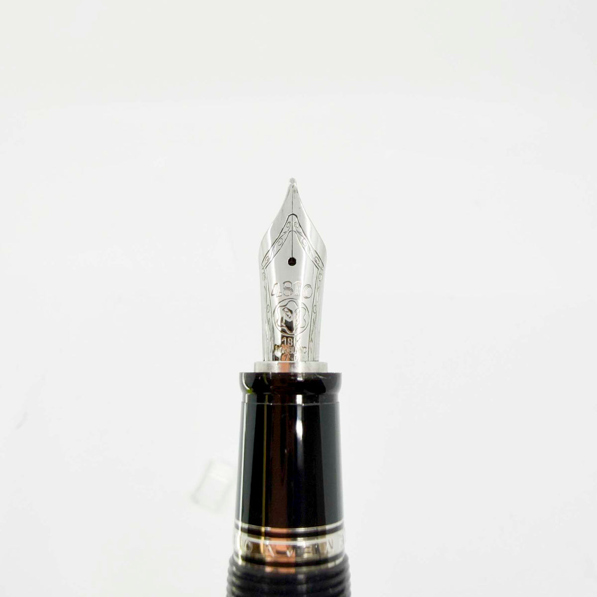 Montblanc Extra Large Boheme Retractable Fountain Pen - Made Without Stone in Clip - RARE -Medium 18kt Gold Nib
