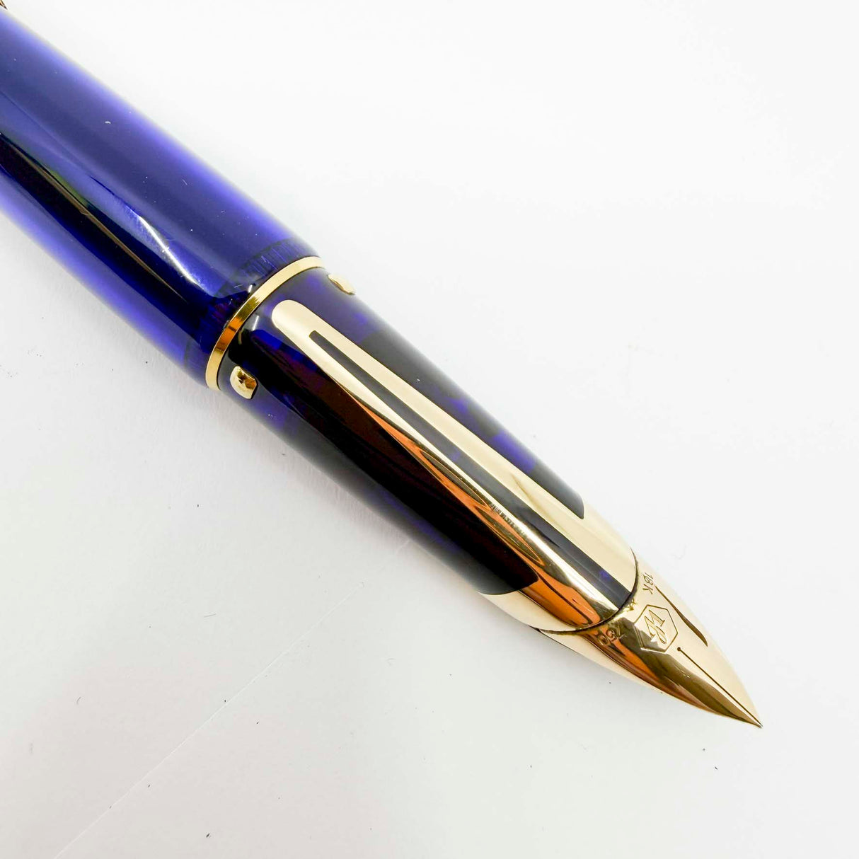 Waterman Edson Blue Translucent Fountain Pen - Fine 18kt Gold Nib