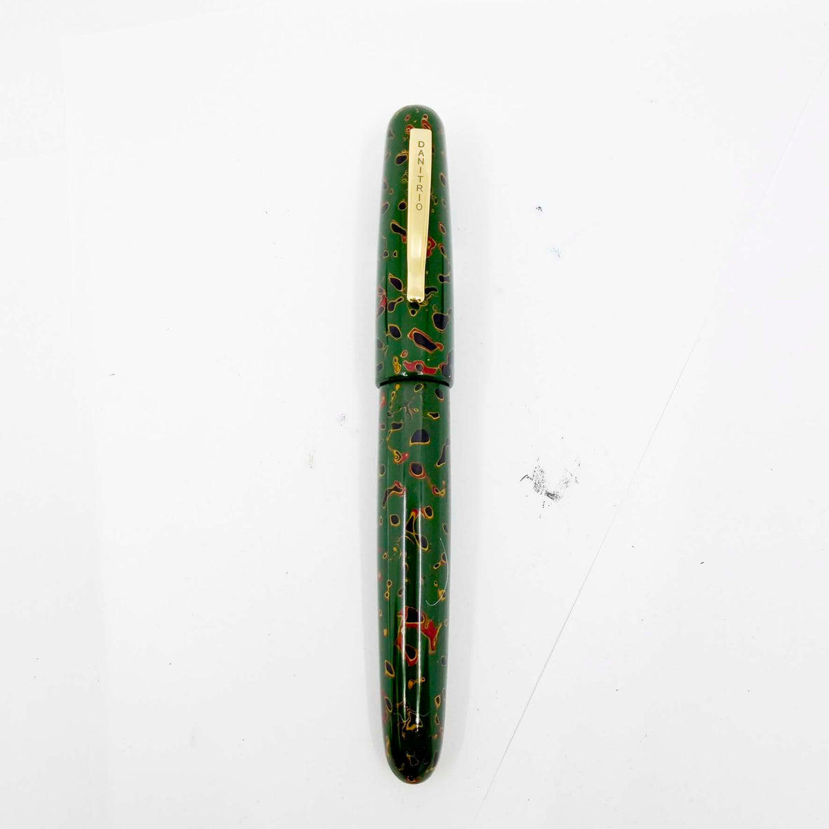Danitrio Kara-Nuri Green (+Red/Black/Gold) Urushi Hand Painted Lacquer Over-Sized Fountain Pen - Fine 18kt Gold Nib