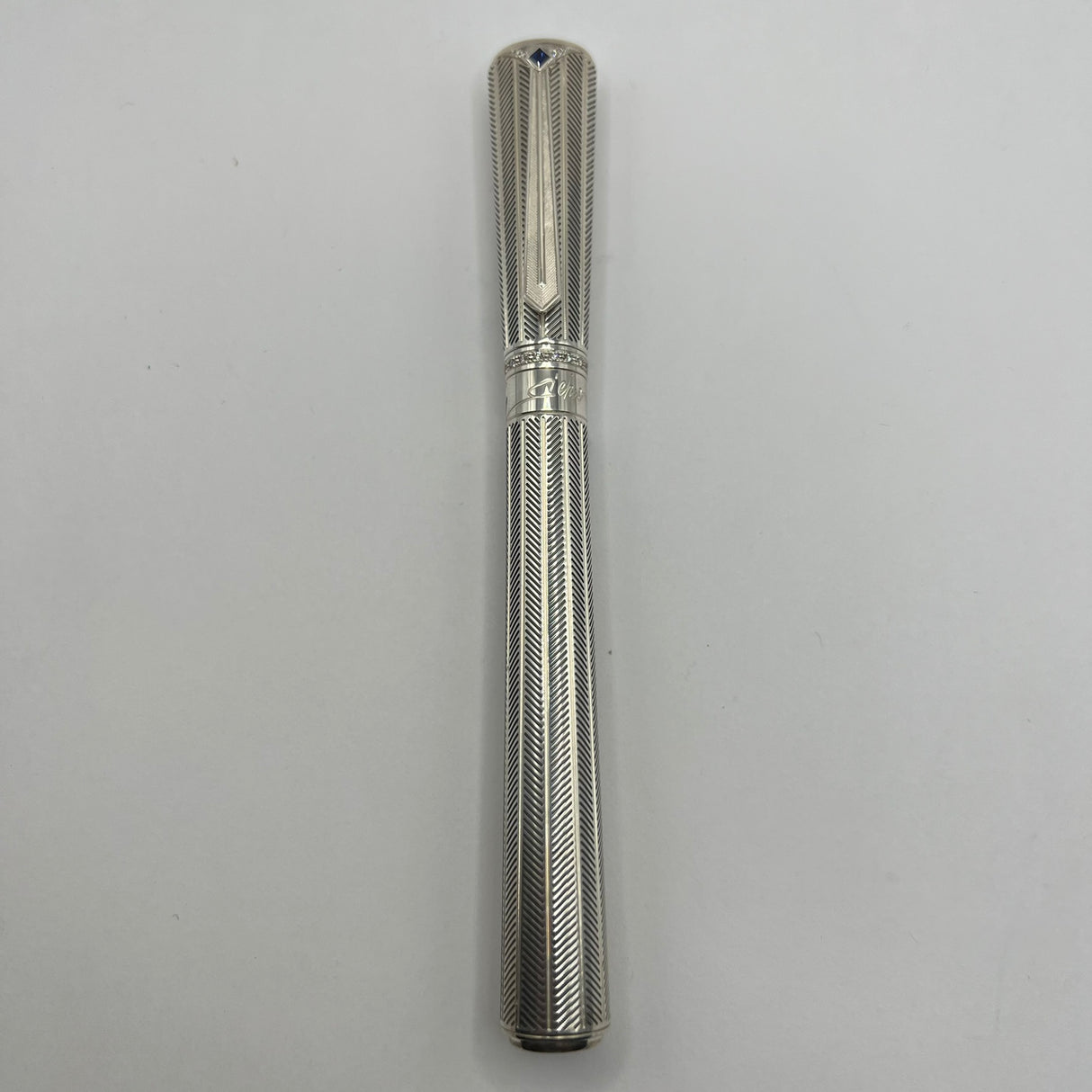 Montblanc Marlene Dietrich Sterling Silver & Diamond Limited Edition 1901 Fountain Pen - Medium 18kt Gold Nib