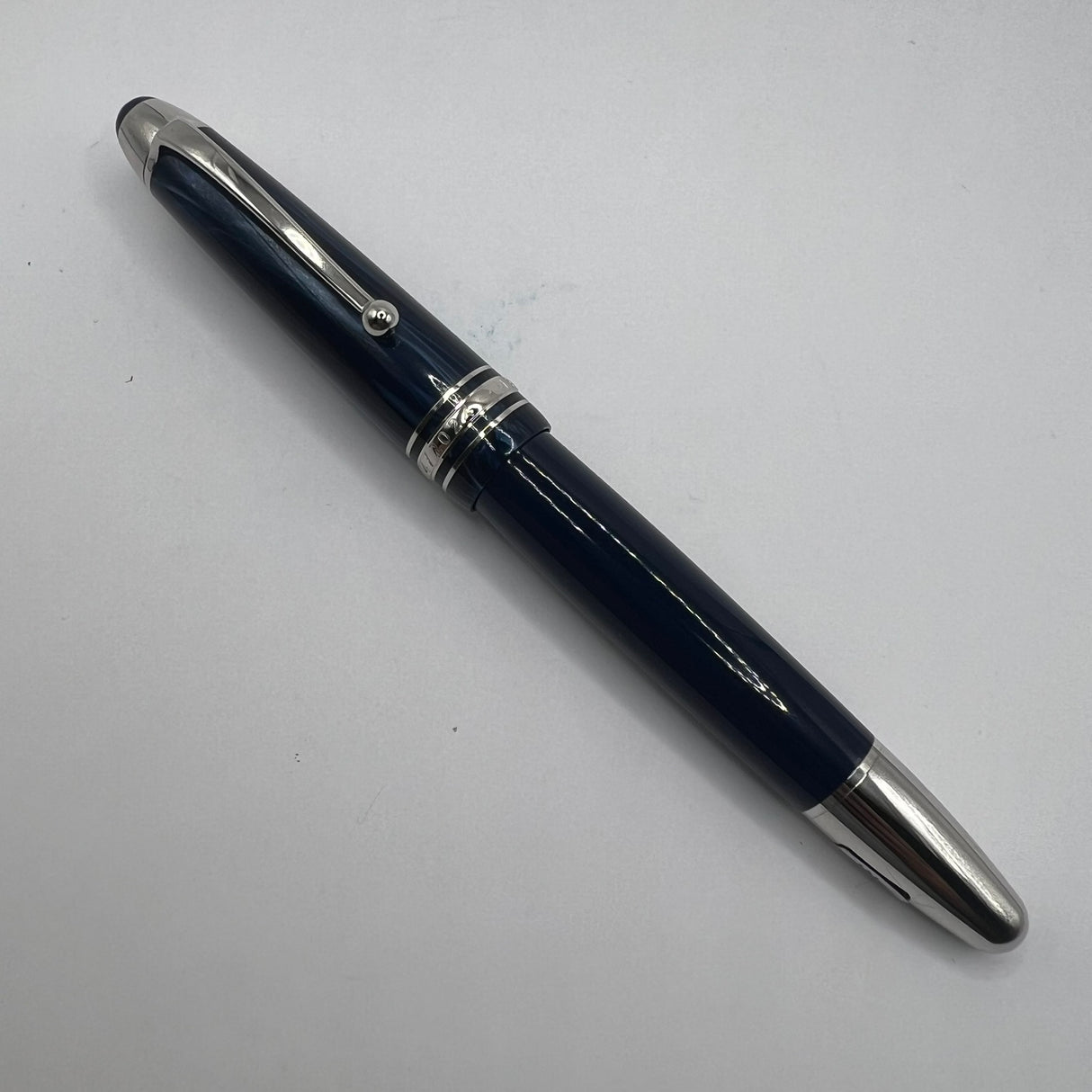 Montblanc Origin Blue #146 LeGrand Fountain Pen - Medium 18kt Gold Nib