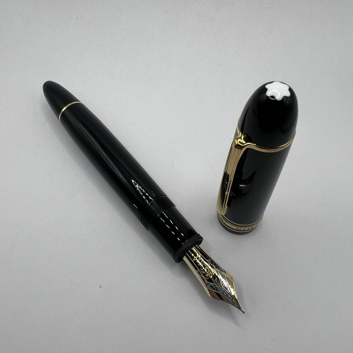 Montblanc Meisterstuck #149 Fountain Pen - Medium 18kt Gold Nib
