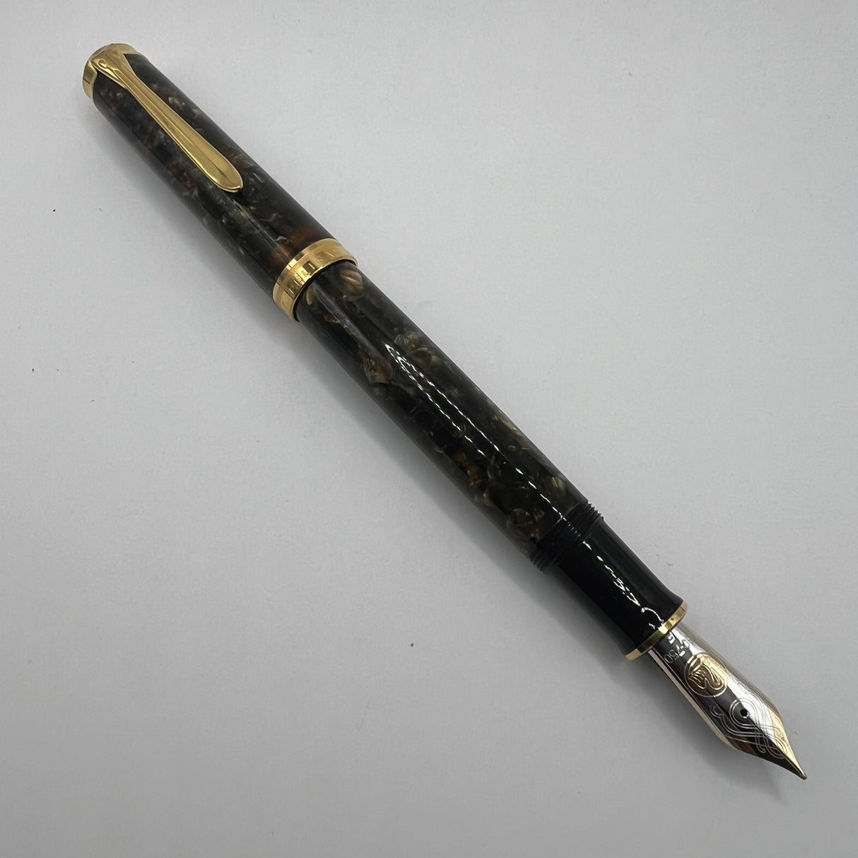 Pelikan Souveran Renaissance Brown M1000 Fountain Pen - Very Flexible Fine 18kt Gold Nib