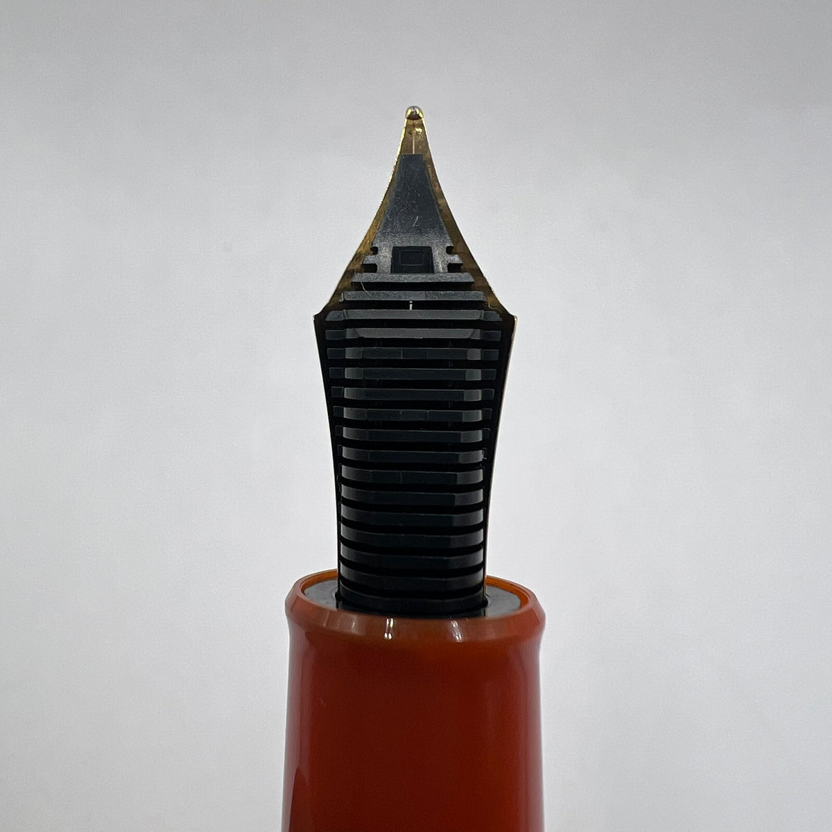 Sailor Professional Gear King of Pens Fountain Pen - Pillow Book - Autumn Sky(Coral) - Broad 21kt Gold Nib