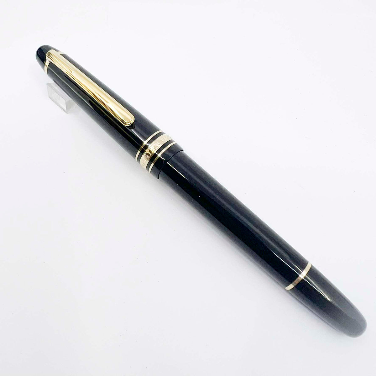 Montblanc Meisterstuck Black Resin #145 (Chopin) Classique Gold-Plated Trim Fountain Pen - Fine 14kt Kt Gold Nib