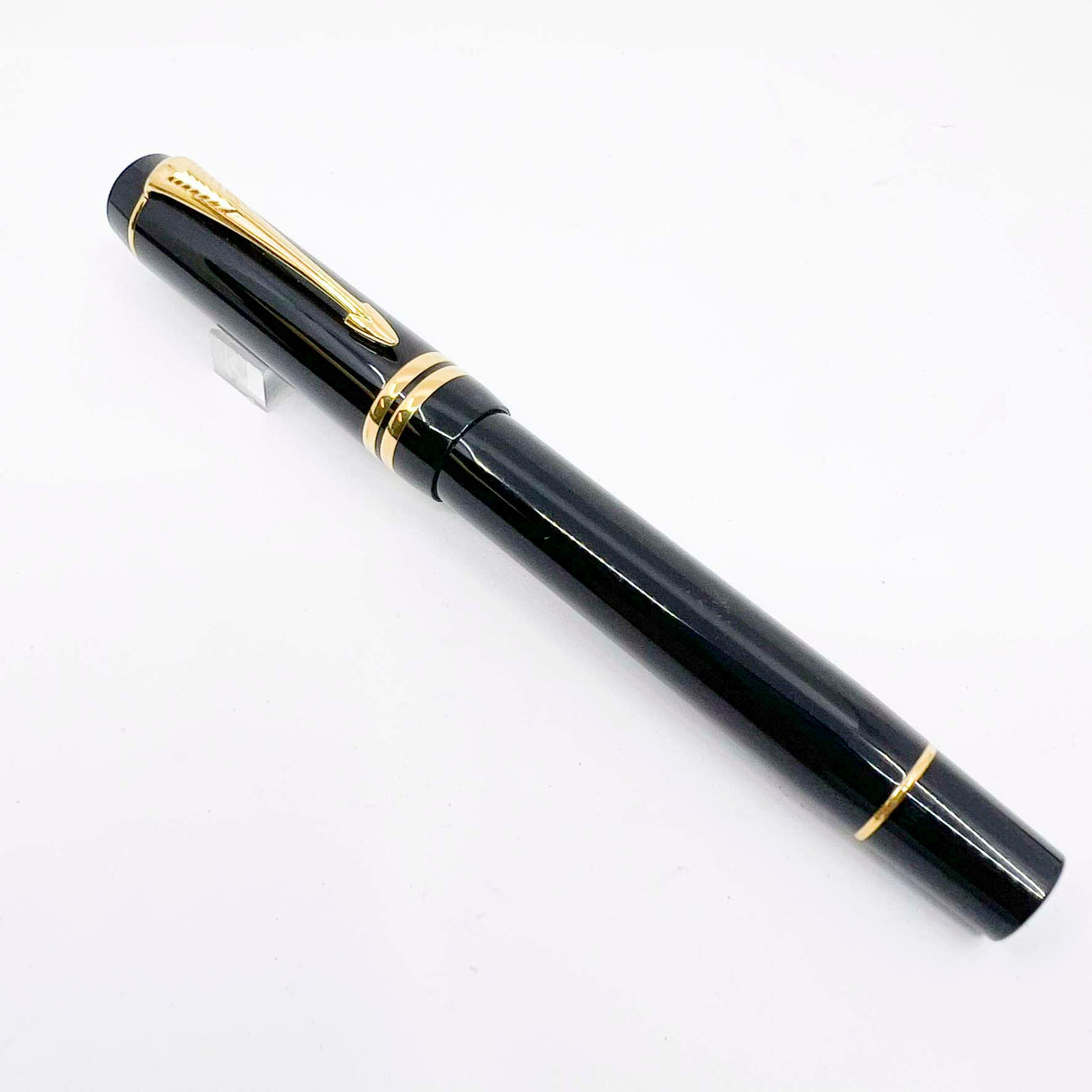Parker Duofold Centennial (Largest) Black Fountain Pen - Extra Fine 18kt Gold Nib (Circa 1997)