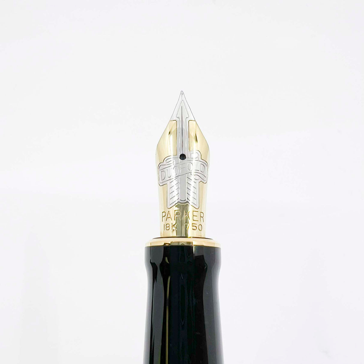 Parker Duofold Centennial (Largest) Black Fountain Pen - Extra Fine 18kt Gold Nib (Circa 1997)