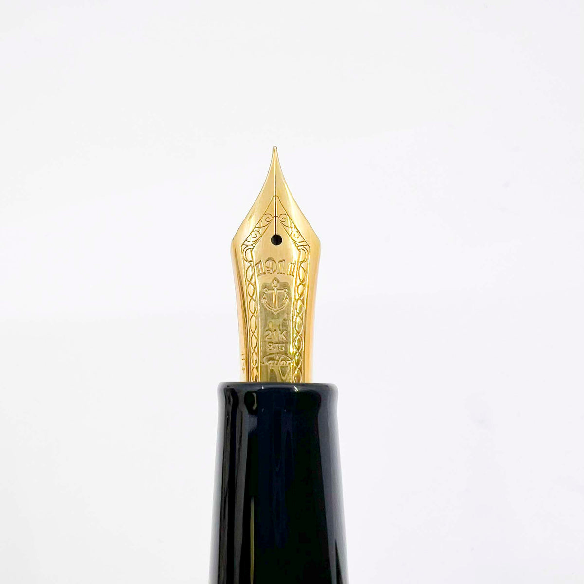 Sailor Susutake Smoked Bamboo Fountain Pen - Fine 21kt Gold Nib