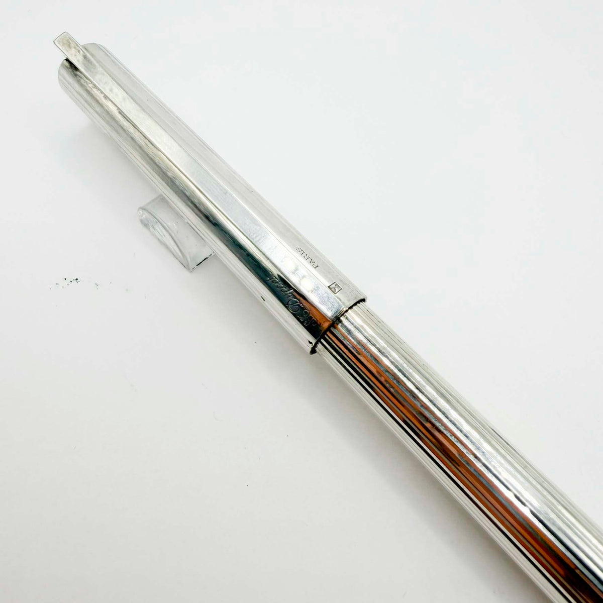S.T. Dupont Classic Fluted Silver Plated Fountain Pen - Medium 18kt Gold Nib
