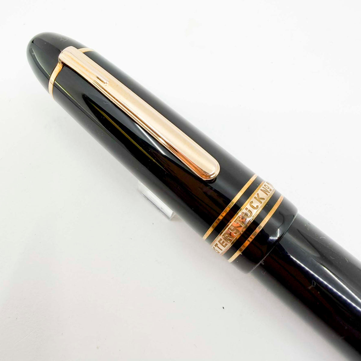 Montblanc Meisterstuck #149 (Largest) Red Gold-Coated Fountain Pen - Fine 18kt Gold Nib
