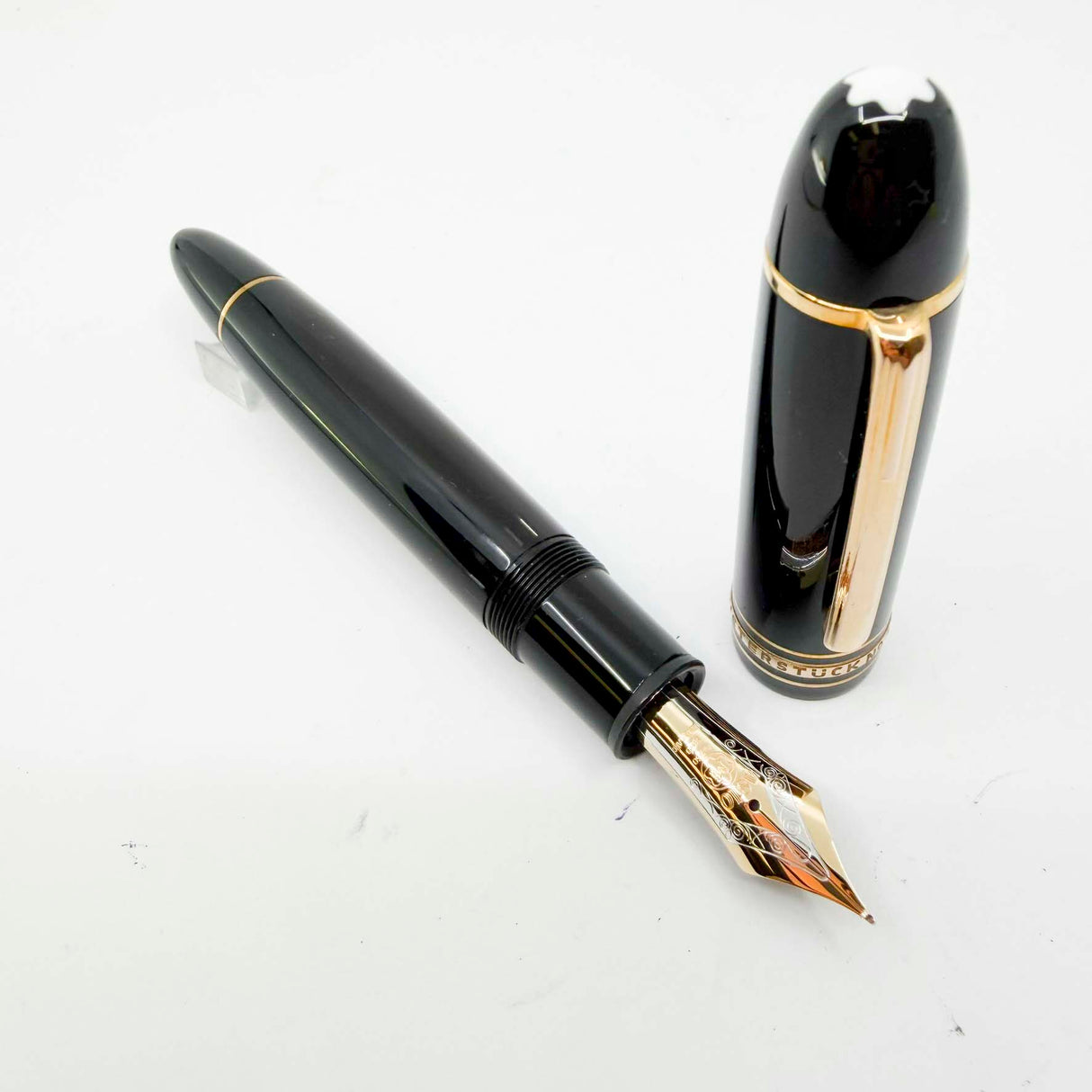 Montblanc Meisterstuck #149 (Largest) Red Gold-Coated Fountain Pen - Fine 18kt Gold Nib