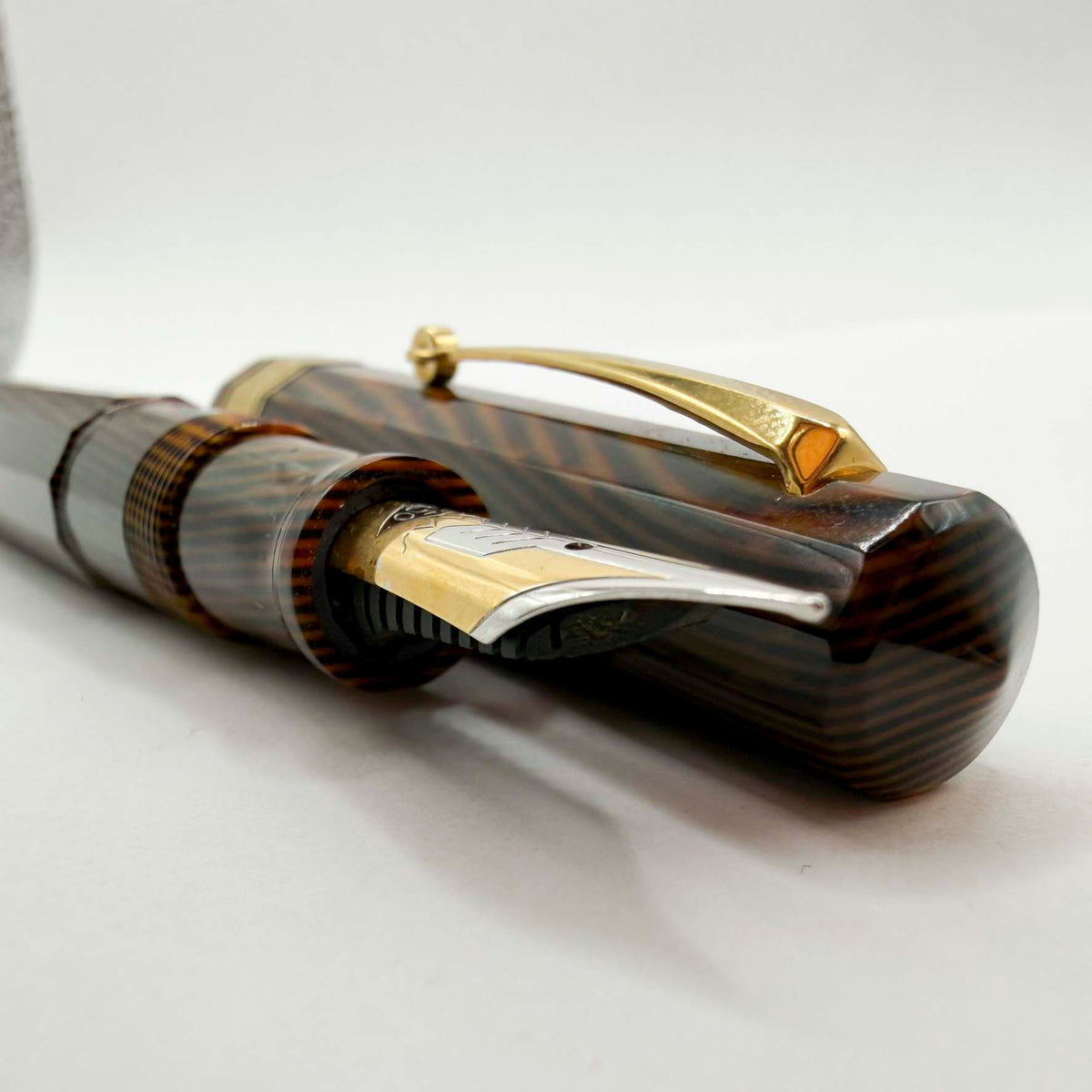 OMAS Paragon Extra/Original Body Style Facetted Arco Bronze Celluloid Fountain Pen in EXQUISITE ULTRA RARE SPINA/FISHBONE PATTERN - Fine 18kt Gold Nib - Factory Dated 1992 on Grip Section