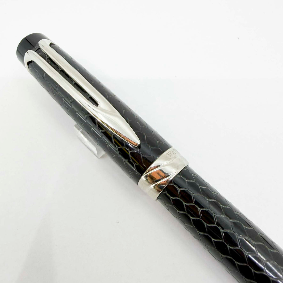 Waterman Liaison "Cobra" Fountain Pen - Fine 18kt Gold Nib